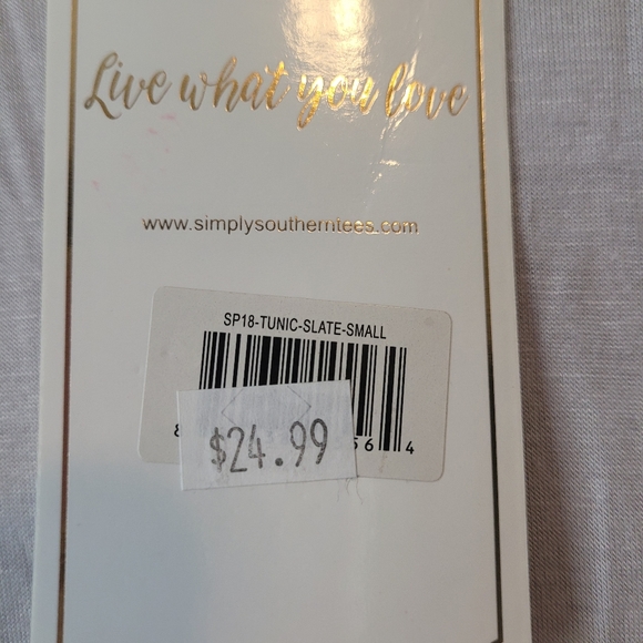 Tunic Style Top - Picture 3 of 3